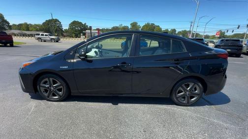 2022 Toyota Prius XLE