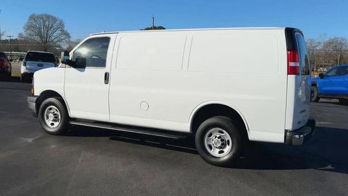 Summit White 2024 Chevrolet Express 2500 LT