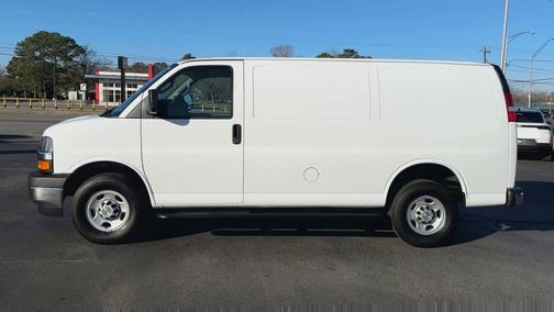2024 Chevrolet Express 2500 RWD 2500 Regular Wheelbase WT