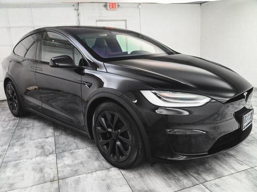 2022 Tesla Model X Base
