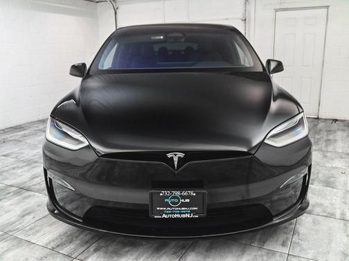 2022 Tesla Model X Base
