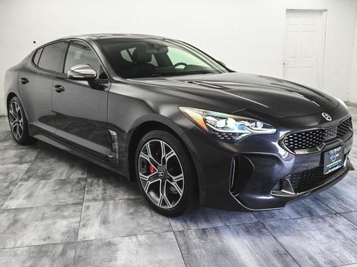 2019 Kia Stinger GT2