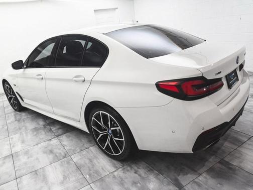 2022 BMW 530e 530e xDrive