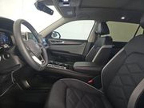 2024 Volkswagen Atlas 2.0T Peak Edition SE w/Technology