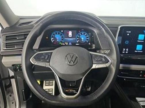 2024 Volkswagen Atlas 2.0T Peak Edition SE w/Technology
