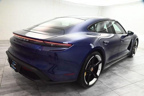 2020 Porsche Taycan Turbo S