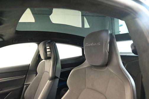 2020 Porsche Taycan Turbo S