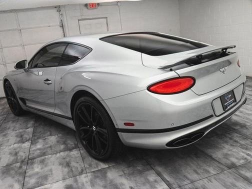 2022 Bentley Continental GT V8