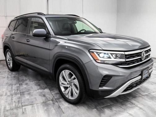 2022 Volkswagen Atlas 3.6L SE w/Technology