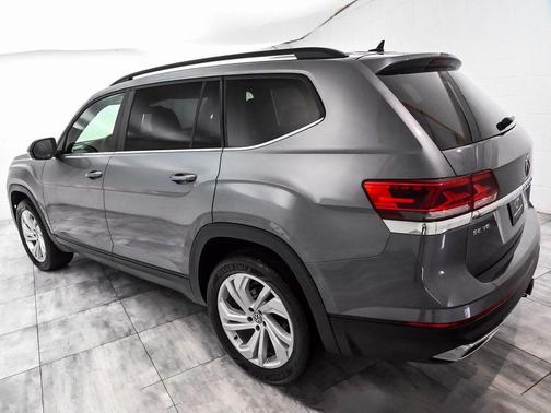 2022 Volkswagen Atlas 3.6L SE w/Technology