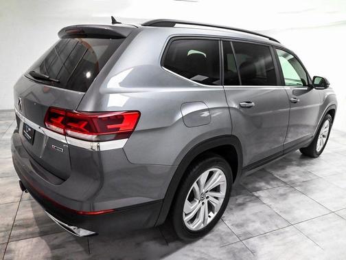 2022 Volkswagen Atlas 3.6L SE w/Technology