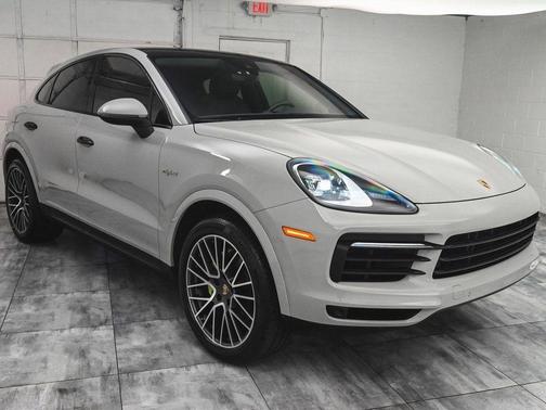 2021 Porsche Cayenne E-Hybrid Coupe Base