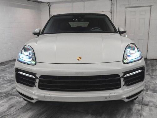 2021 Porsche Cayenne E-Hybrid Coupe Base