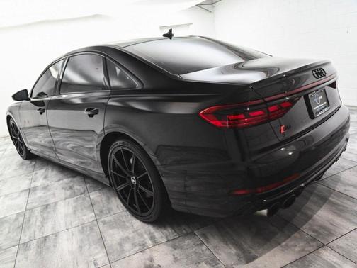 2023 Audi S8 4.0T quattro