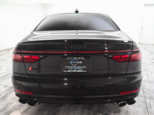 2023 Audi S8 4.0T quattro