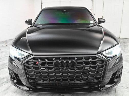2023 Audi S8 4.0T quattro