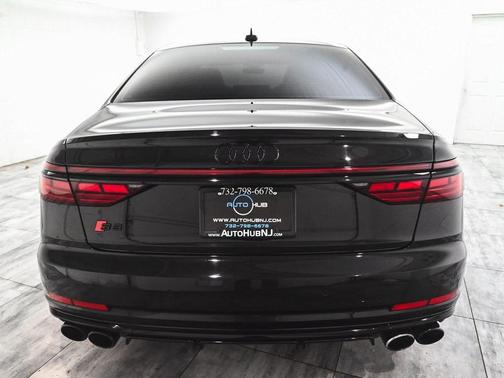 2023 Audi S8 4.0T quattro