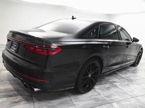 2023 Audi S8 4.0T quattro