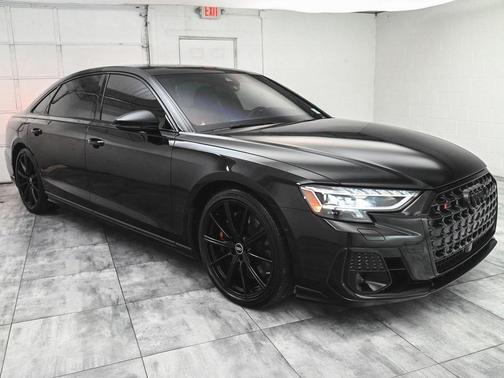 2023 Audi S8 4.0T quattro