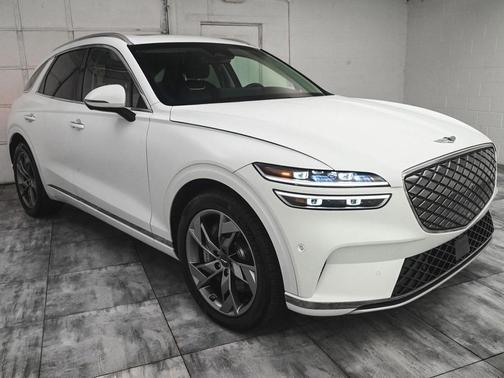 2024 Genesis Electrified GV70 Advanced