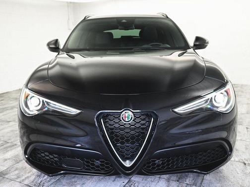 2023 Alfa Romeo Stelvio Ti