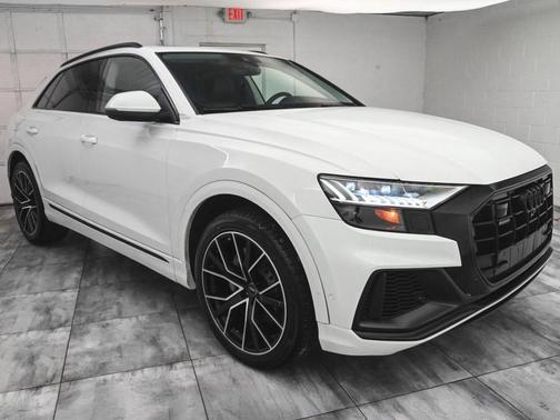 2022 Audi Q8 55 Prestige