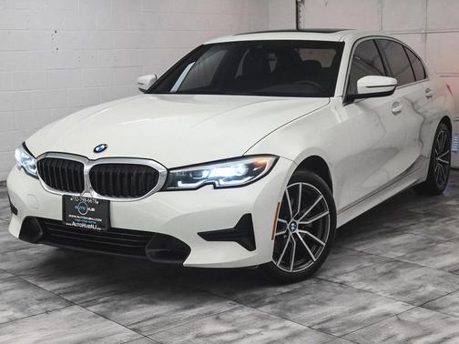 2022 BMW 330 i xDrive