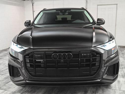 2023 Audi Q8 55 Premium Plus
