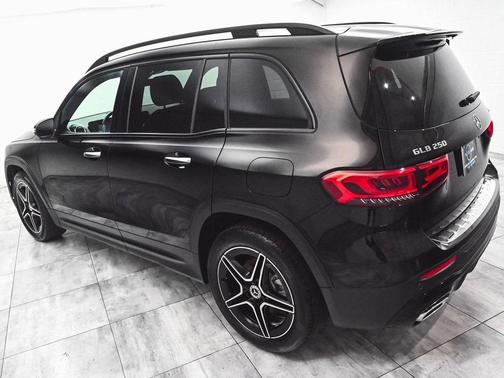 2023 Mercedes-Benz GLB 250 Base 4MATIC