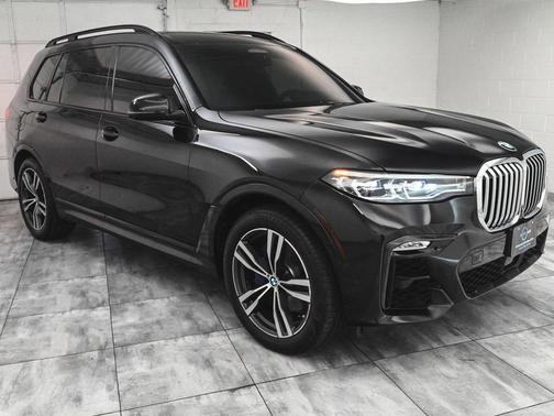 2019 BMW X7 xDrive50i