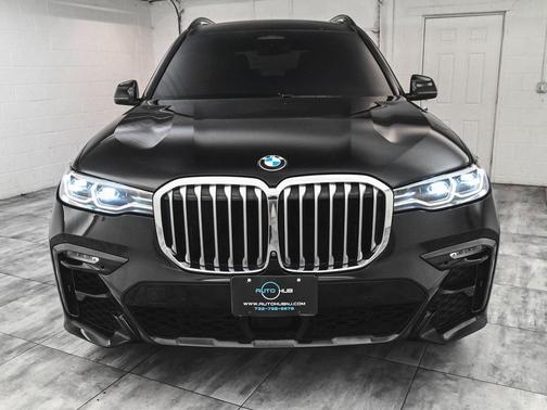 2019 BMW X7 xDrive50i