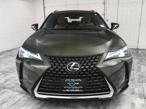 2023 Lexus UX 250h Premium