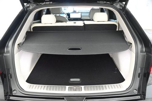 2024 Genesis GV60 Advanced