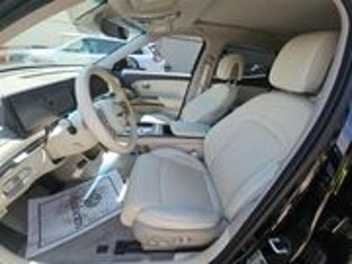 2024 Genesis GV60 Advanced