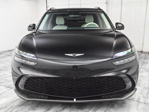2024 Genesis GV60 Advanced