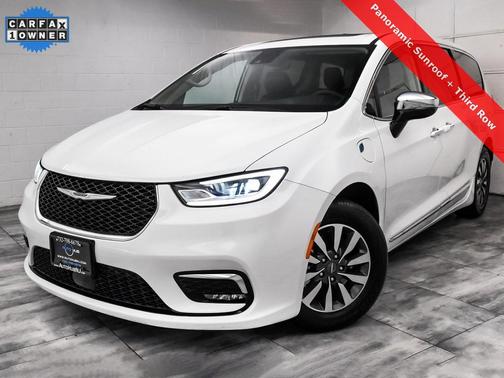2023 Chrysler Pacifica Hybrid Limited