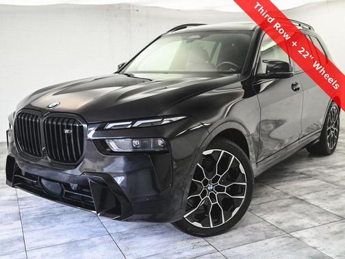 2023 BMW X7 M60i