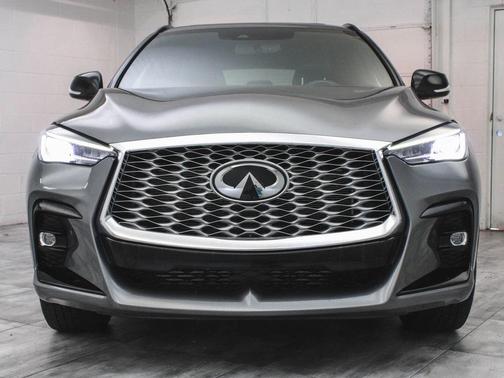 2023 INFINITI QX55 LUXE
