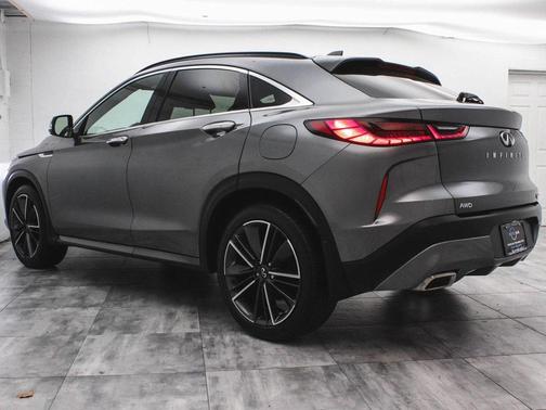2023 INFINITI QX55 LUXE