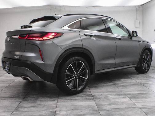 2023 INFINITI QX55 LUXE