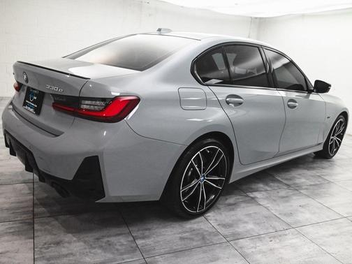 2023 BMW 330e xDrive