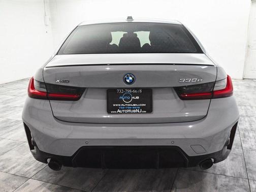 2023 BMW 330e xDrive