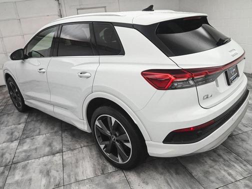 2022 Audi Q4 e-tron 50 Premium Plus