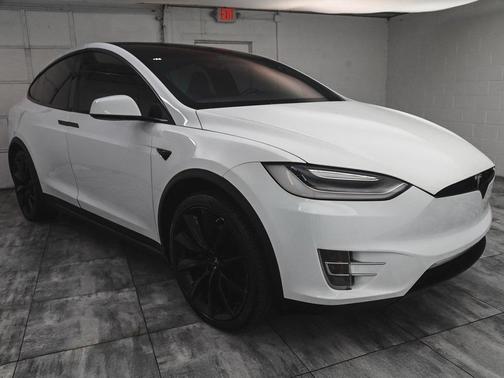 2017 Tesla Model X 75D