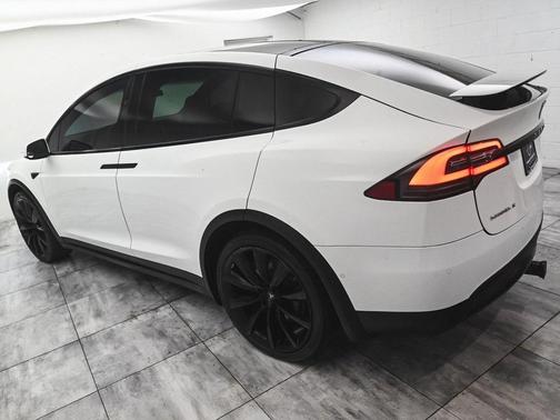 2017 Tesla Model X 75D