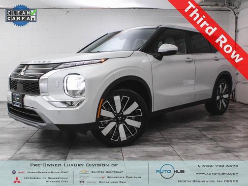 2025 Mitsubishi Outlander SE