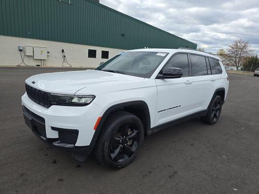 2022 Jeep Grand Cherokee L Laredo