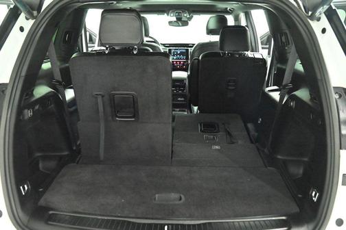 2022 Jeep Grand Cherokee L Laredo