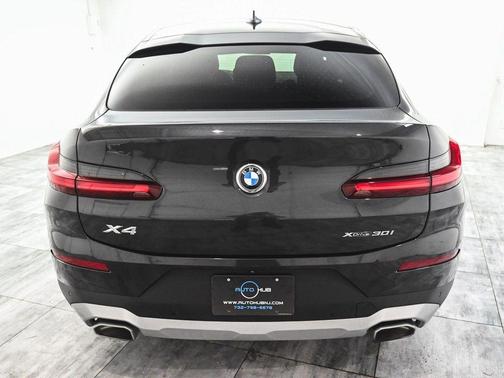 2022 BMW X4 xDrive30i