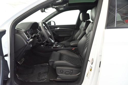 2025 Audi SQ5 3.0T Premium Plus